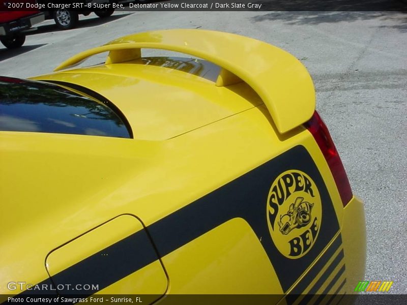Detonator Yellow Clearcoat / Dark Slate Gray 2007 Dodge Charger SRT-8 Super Bee
