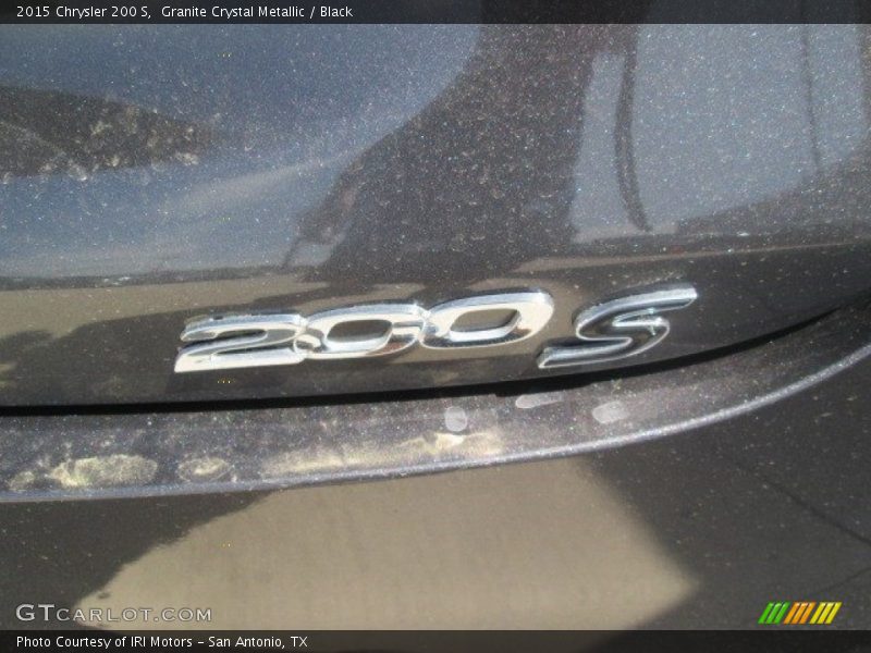 Granite Crystal Metallic / Black 2015 Chrysler 200 S