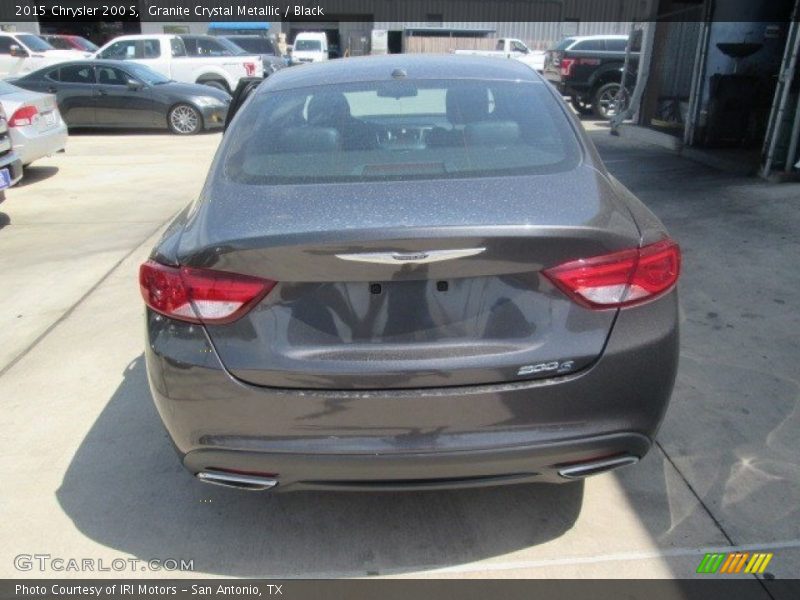 Granite Crystal Metallic / Black 2015 Chrysler 200 S