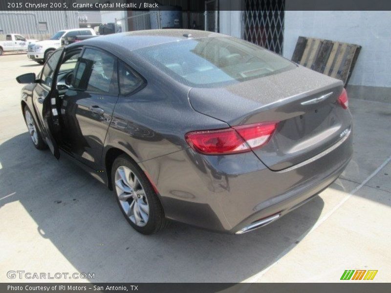 Granite Crystal Metallic / Black 2015 Chrysler 200 S