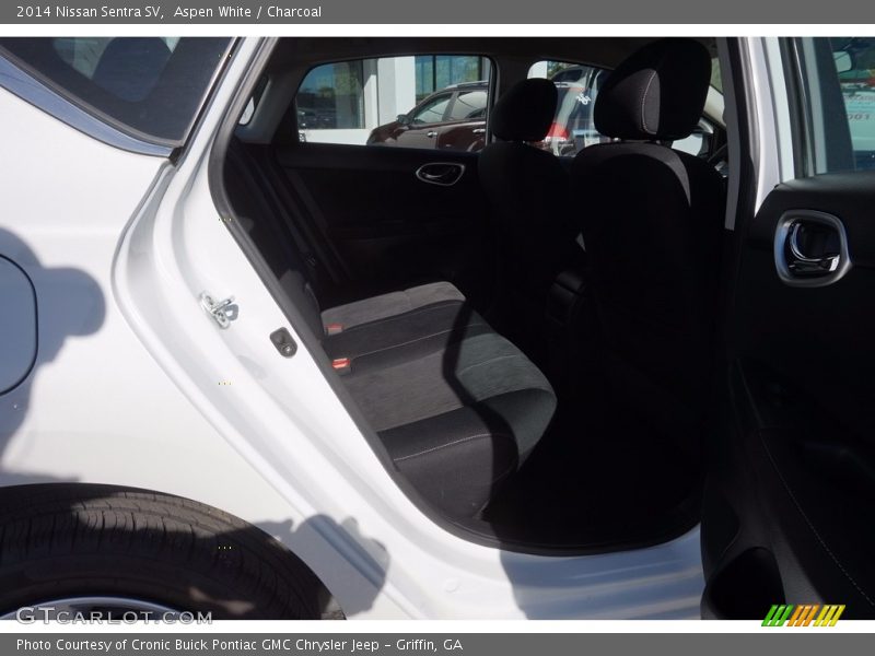 Aspen White / Charcoal 2014 Nissan Sentra SV