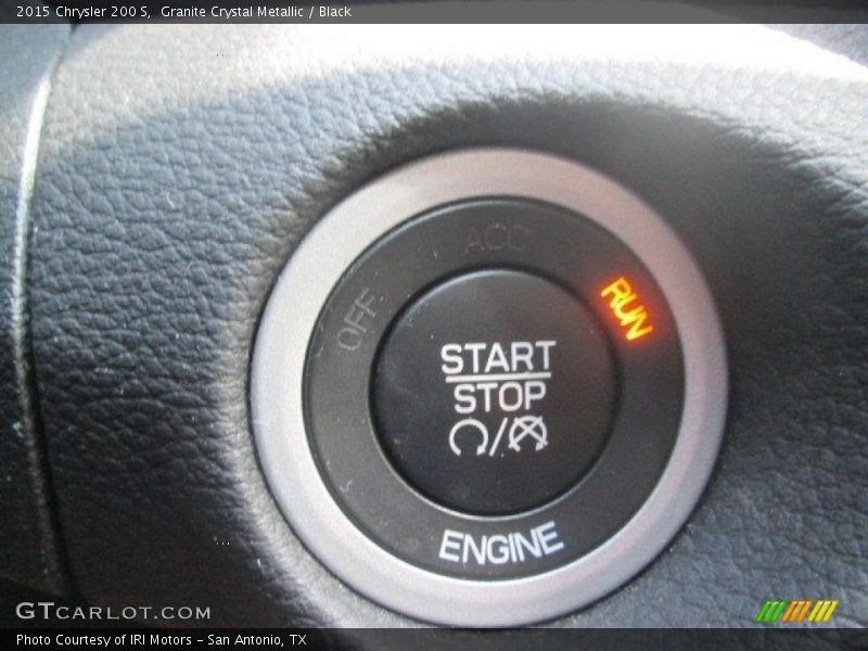 Granite Crystal Metallic / Black 2015 Chrysler 200 S