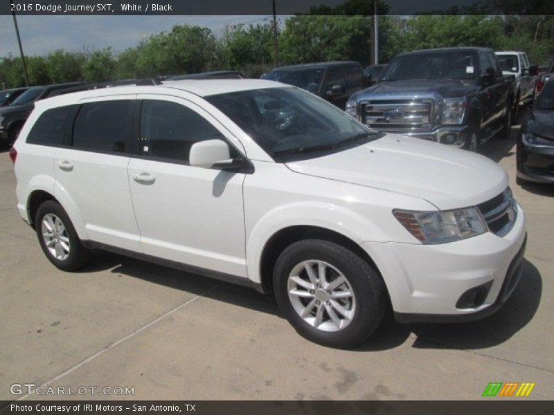 White / Black 2016 Dodge Journey SXT