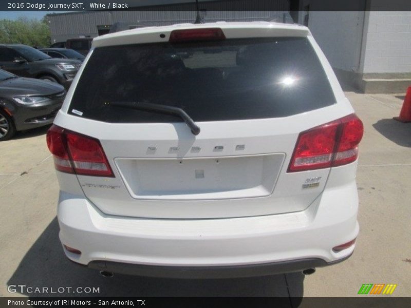 White / Black 2016 Dodge Journey SXT