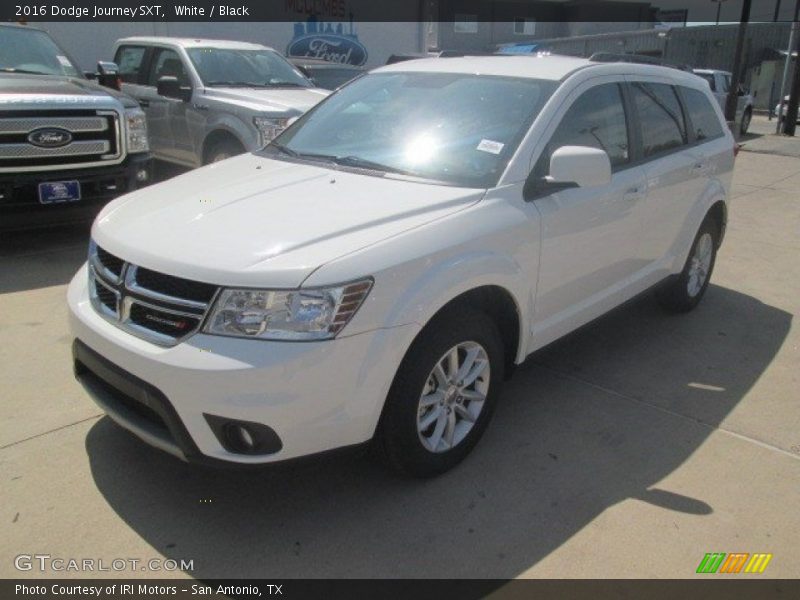 White / Black 2016 Dodge Journey SXT