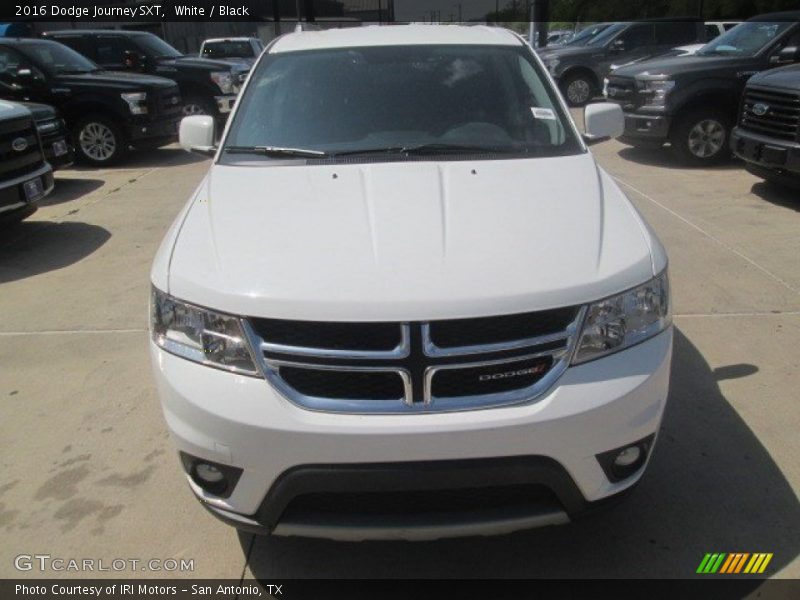 White / Black 2016 Dodge Journey SXT