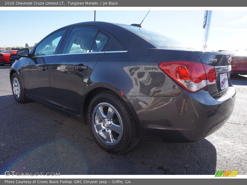Tungsten Metallic / Jet Black 2016 Chevrolet Cruze Limited LT