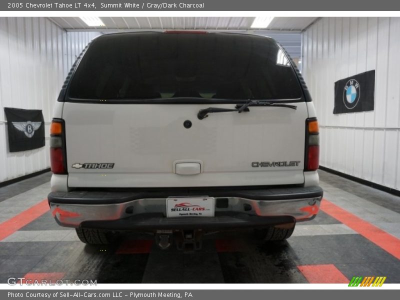 Summit White / Gray/Dark Charcoal 2005 Chevrolet Tahoe LT 4x4