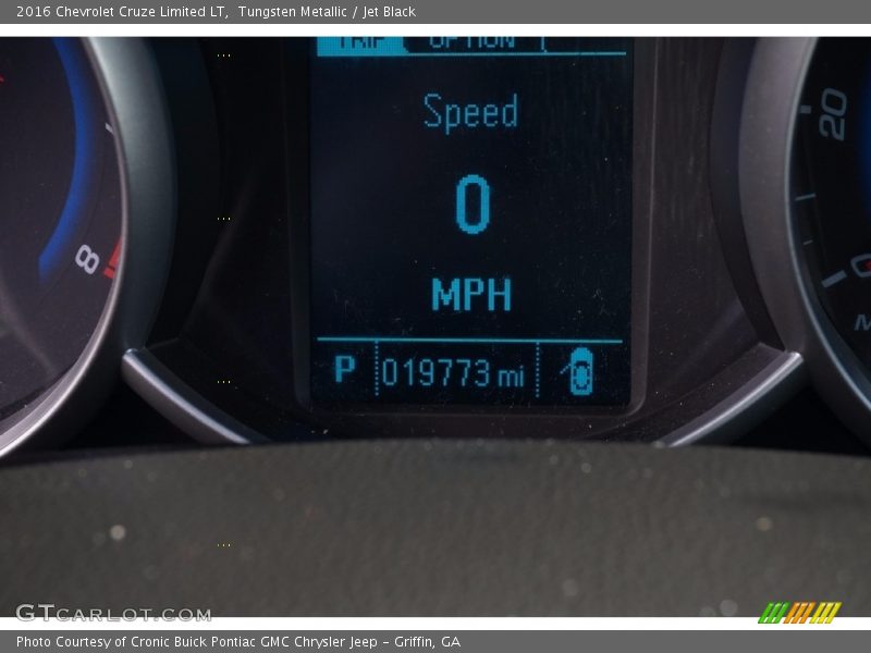 Tungsten Metallic / Jet Black 2016 Chevrolet Cruze Limited LT