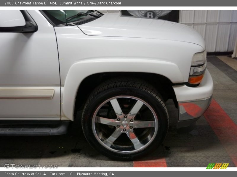 Summit White / Gray/Dark Charcoal 2005 Chevrolet Tahoe LT 4x4