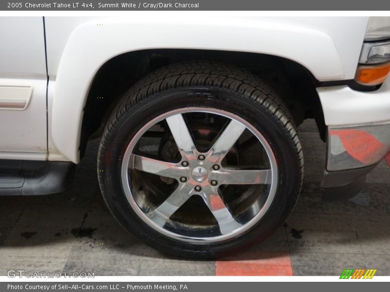 Summit White / Gray/Dark Charcoal 2005 Chevrolet Tahoe LT 4x4