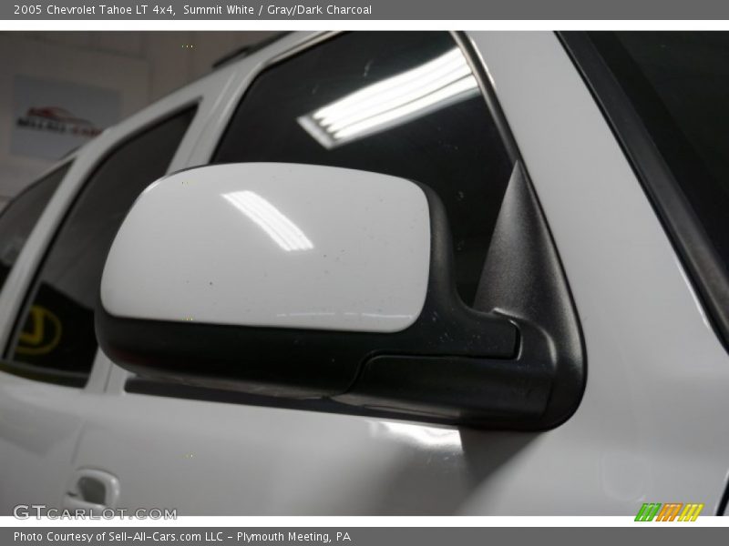 Summit White / Gray/Dark Charcoal 2005 Chevrolet Tahoe LT 4x4