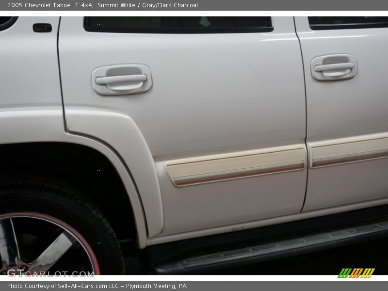 Summit White / Gray/Dark Charcoal 2005 Chevrolet Tahoe LT 4x4