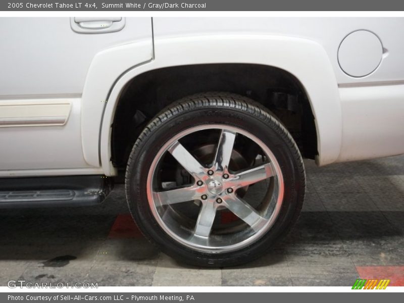 Summit White / Gray/Dark Charcoal 2005 Chevrolet Tahoe LT 4x4