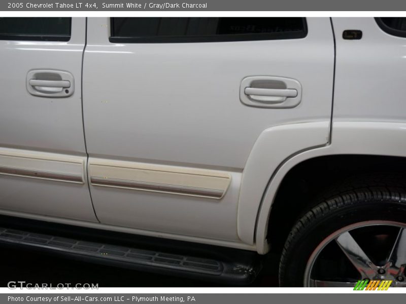 Summit White / Gray/Dark Charcoal 2005 Chevrolet Tahoe LT 4x4