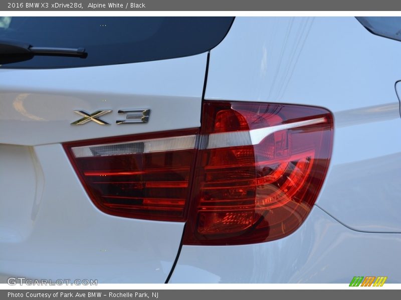 Alpine White / Black 2016 BMW X3 xDrive28d