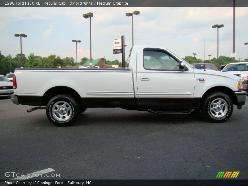 Oxford White / Medium Graphite 1998 Ford F150 XLT Regular Cab