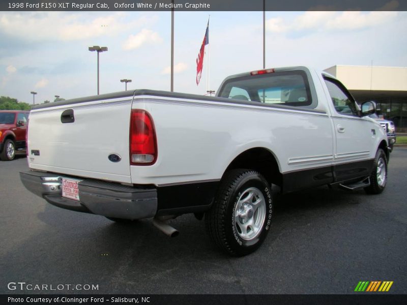 Oxford White / Medium Graphite 1998 Ford F150 XLT Regular Cab