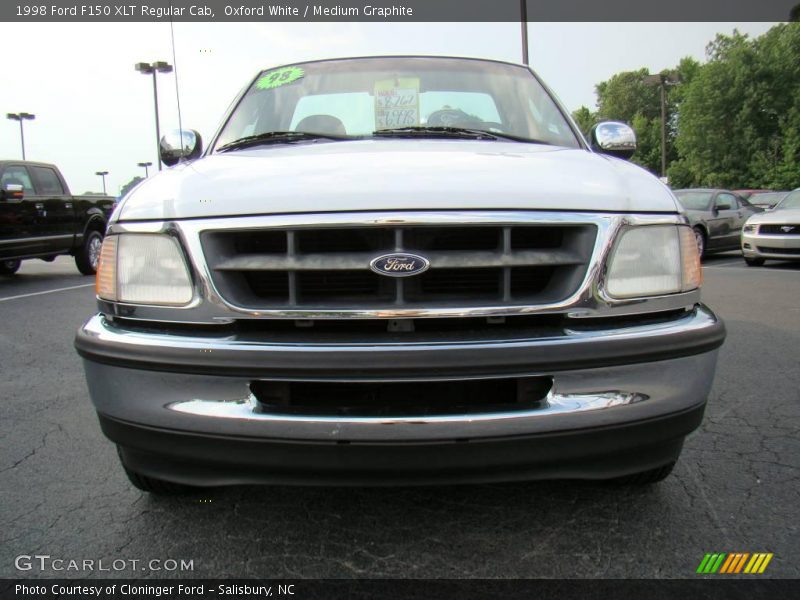 Oxford White / Medium Graphite 1998 Ford F150 XLT Regular Cab