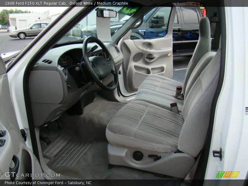 Oxford White / Medium Graphite 1998 Ford F150 XLT Regular Cab
