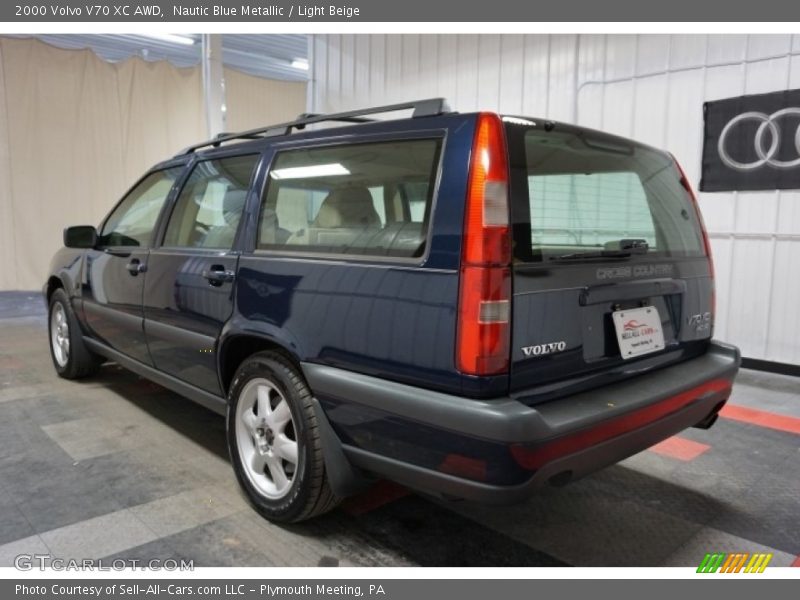 Nautic Blue Metallic / Light Beige 2000 Volvo V70 XC AWD
