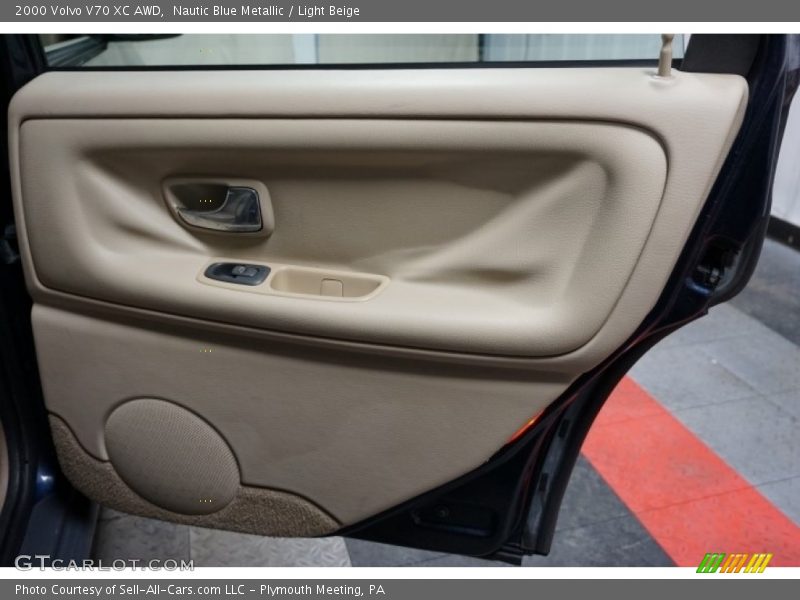 Nautic Blue Metallic / Light Beige 2000 Volvo V70 XC AWD