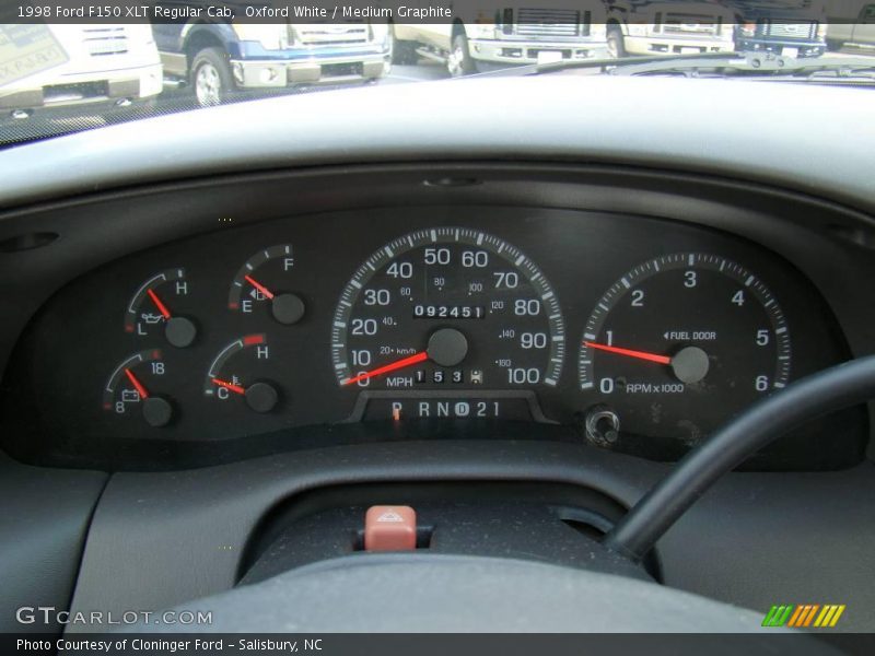 Oxford White / Medium Graphite 1998 Ford F150 XLT Regular Cab