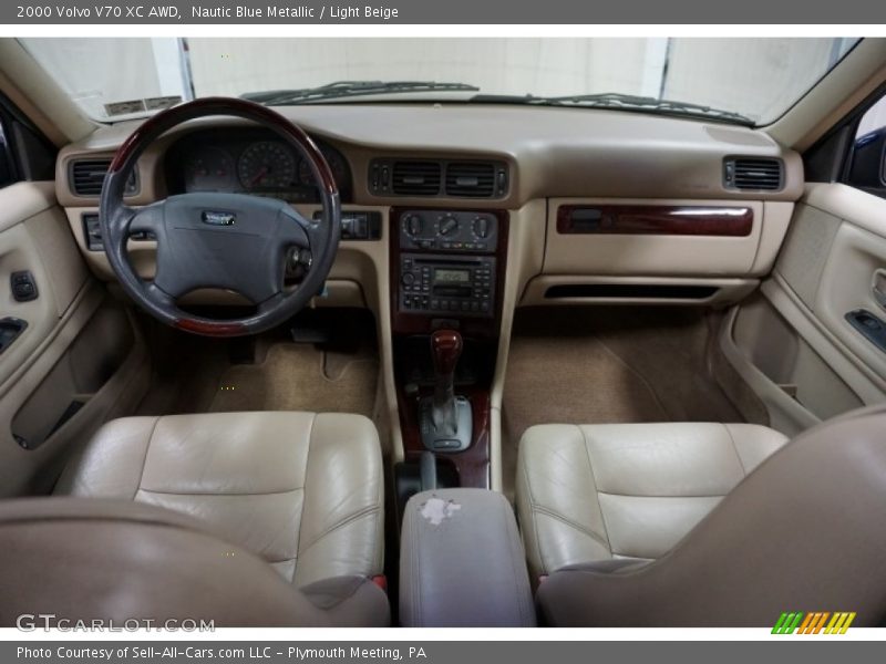 Nautic Blue Metallic / Light Beige 2000 Volvo V70 XC AWD