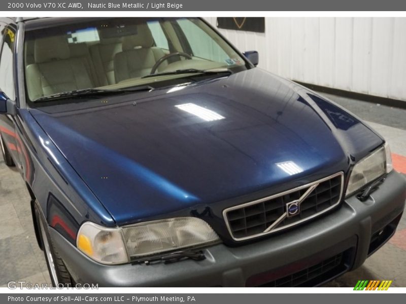 Nautic Blue Metallic / Light Beige 2000 Volvo V70 XC AWD