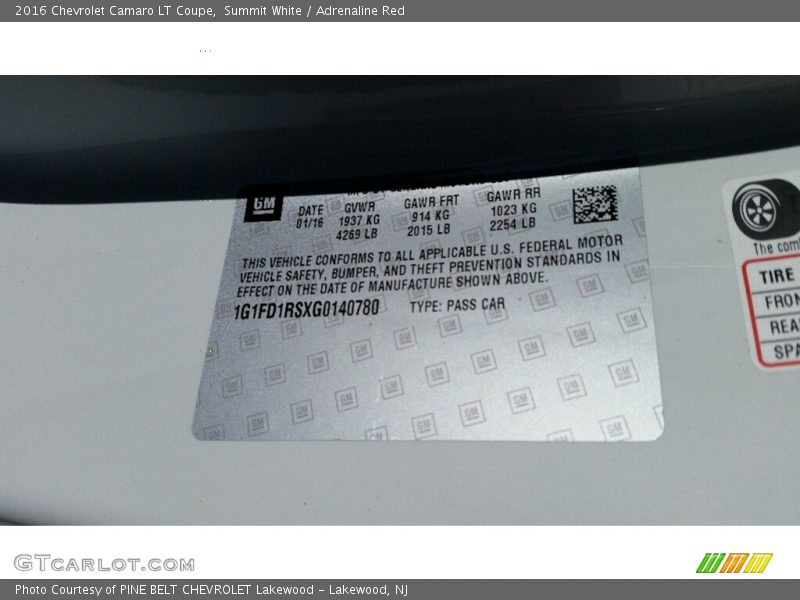 Summit White / Adrenaline Red 2016 Chevrolet Camaro LT Coupe