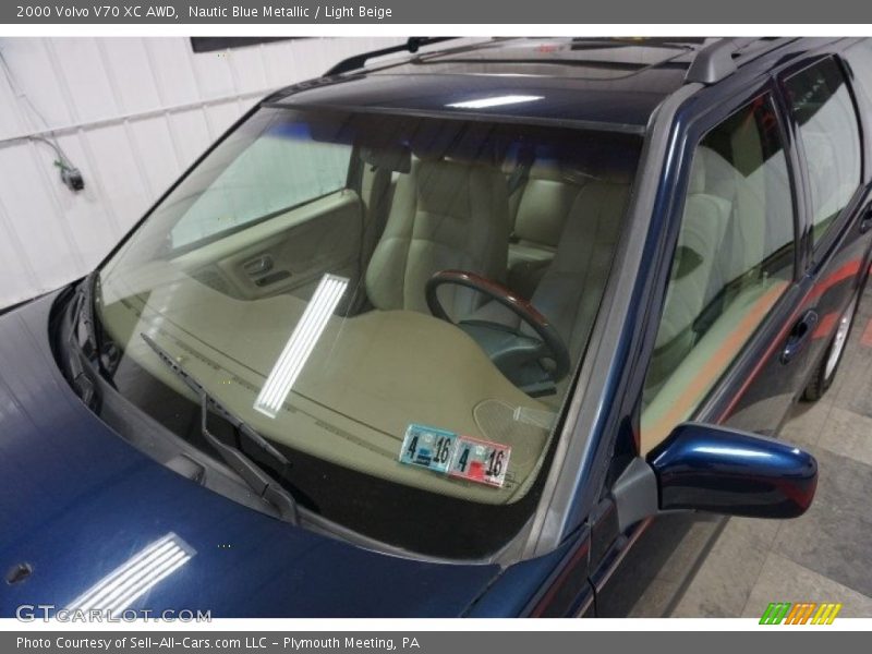 Nautic Blue Metallic / Light Beige 2000 Volvo V70 XC AWD