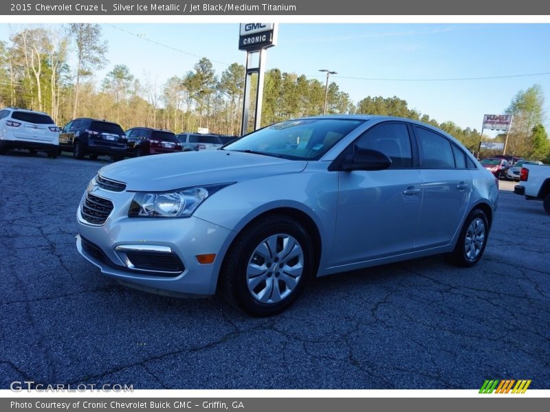 Silver Ice Metallic / Jet Black/Medium Titanium 2015 Chevrolet Cruze L