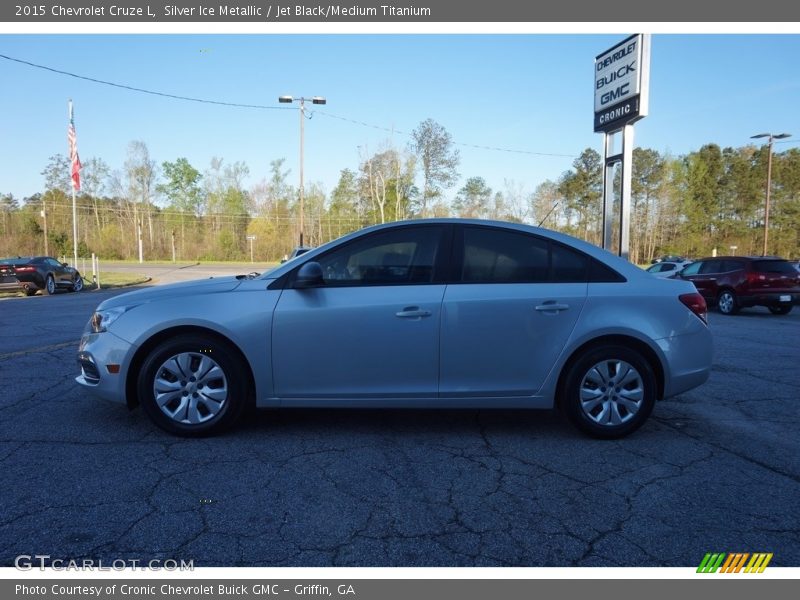 Silver Ice Metallic / Jet Black/Medium Titanium 2015 Chevrolet Cruze L