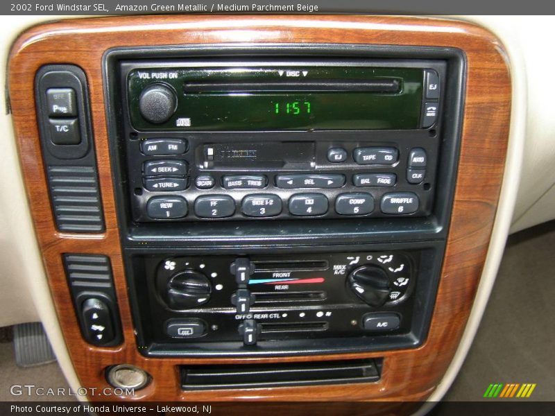 Controls of 2002 Windstar SEL