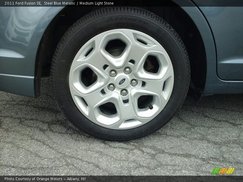 Steel Blue Metallic / Medium Light Stone 2011 Ford Fusion SE
