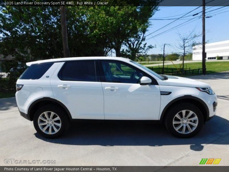 Fuji White / Glacier 2016 Land Rover Discovery Sport SE 4WD