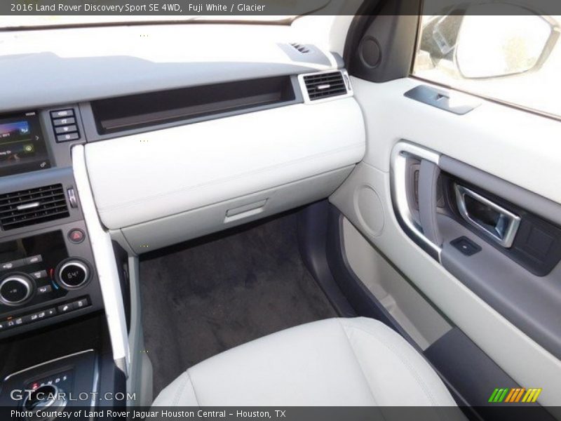 Fuji White / Glacier 2016 Land Rover Discovery Sport SE 4WD