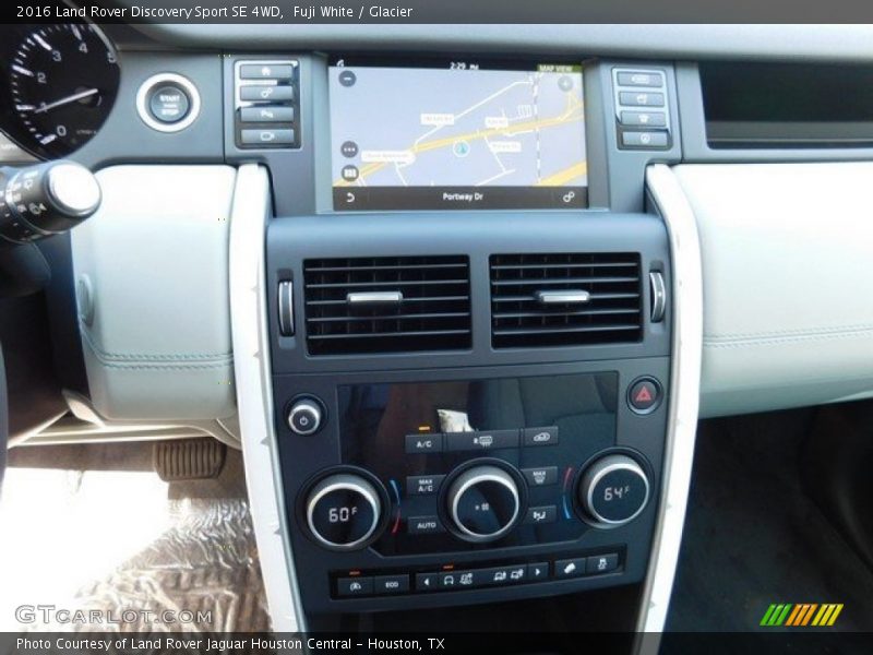 Fuji White / Glacier 2016 Land Rover Discovery Sport SE 4WD
