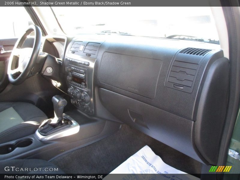 Shadow Green Metallic / Ebony Black/Shadow Green 2006 Hummer H3