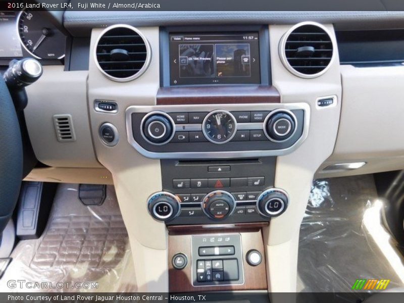 Fuji White / Almond/Arabica 2016 Land Rover LR4