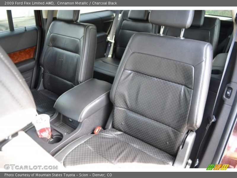 Cinnamon Metallic / Charcoal Black 2009 Ford Flex Limited AWD