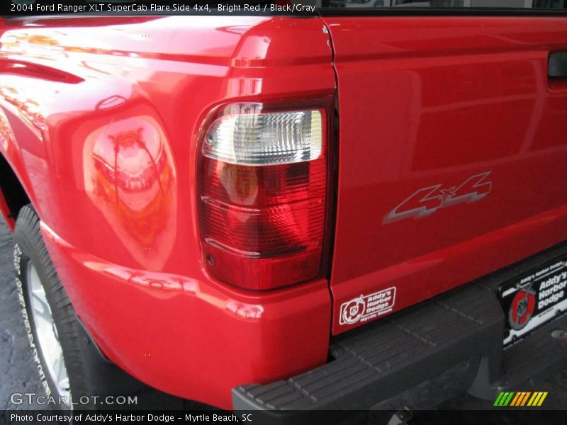 Bright Red / Black/Gray 2004 Ford Ranger XLT SuperCab Flare Side 4x4