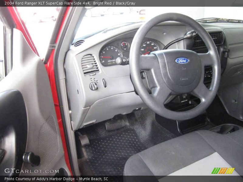 Bright Red / Black/Gray 2004 Ford Ranger XLT SuperCab Flare Side 4x4