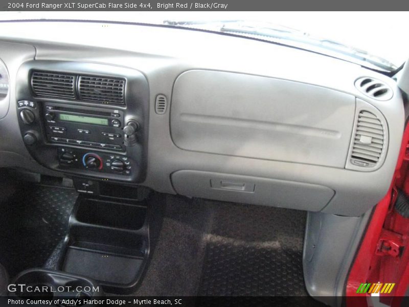 Bright Red / Black/Gray 2004 Ford Ranger XLT SuperCab Flare Side 4x4