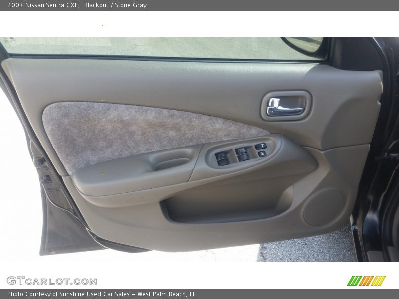 Blackout / Stone Gray 2003 Nissan Sentra GXE