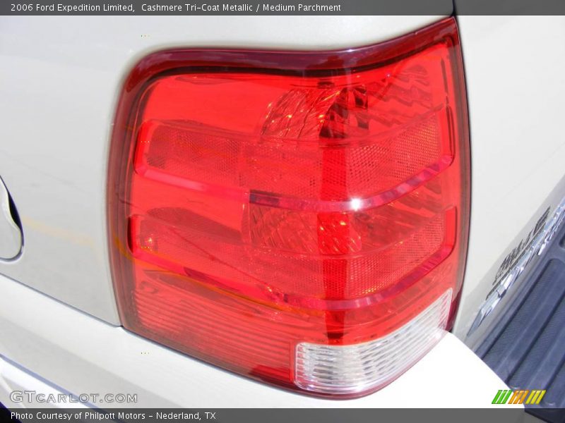 Cashmere Tri-Coat Metallic / Medium Parchment 2006 Ford Expedition Limited