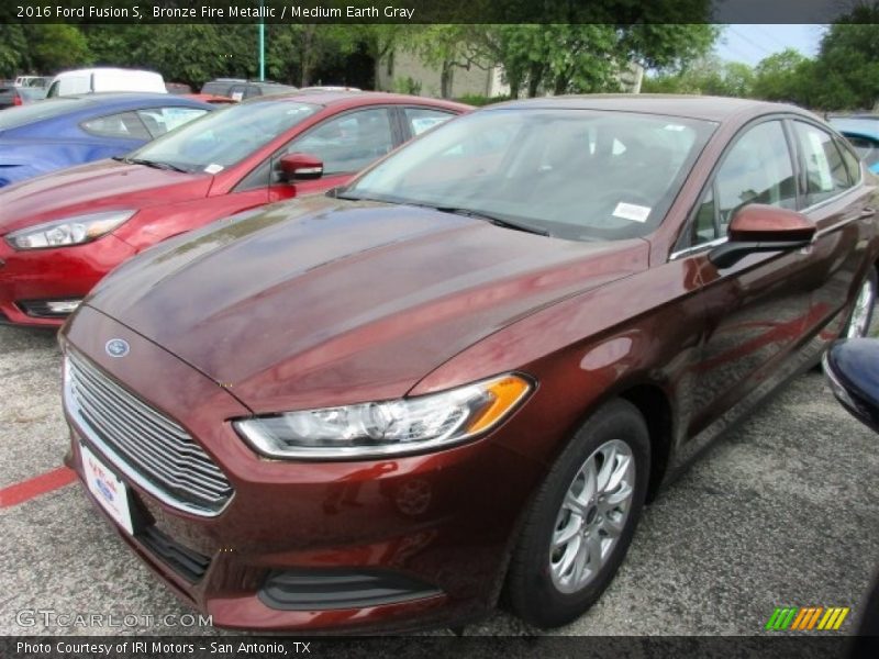 Bronze Fire Metallic / Medium Earth Gray 2016 Ford Fusion S