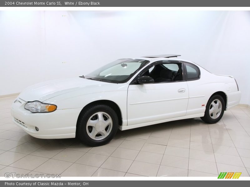 Front 3/4 View of 2004 Monte Carlo SS