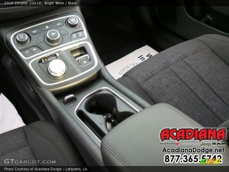 Bright White / Black 2016 Chrysler 200 LX