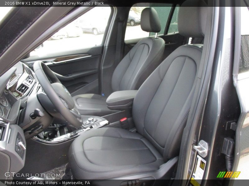 Mineral Grey Metallic / Black 2016 BMW X1 xDrive28i